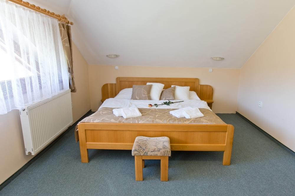 Hotel Gobor Вітанова Екстер'єр фото