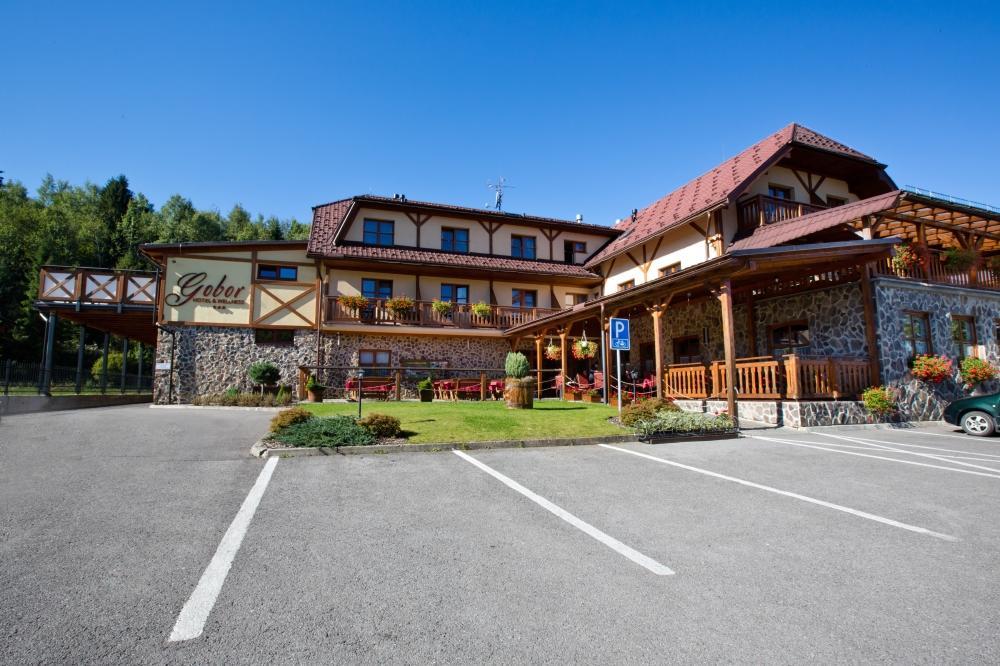 Hotel Gobor Вітанова Екстер'єр фото